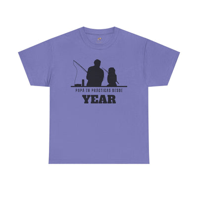 Fishing Dad Shirt | Papá en Prácticas Desde [Year] | Personalized Dad & Son/Daughter Fishing Tee | Fathers Day Gift | Spanish Custom T-Shirt