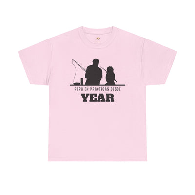 Fishing Dad Shirt | Papá en Prácticas Desde [Year] | Personalized Dad & Son/Daughter Fishing Tee | Fathers Day Gift | Spanish Custom T-Shirt
