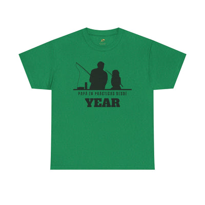 Fishing Dad Shirt | Papá en Prácticas Desde [Year] | Personalized Dad & Son/Daughter Fishing Tee | Fathers Day Gift | Spanish Custom T-Shirt