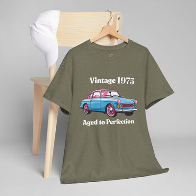 Vintage Aged to Perfection Classic Car T-Shirt - Funny Birthday Gift for Car Lovers in Retro Style.