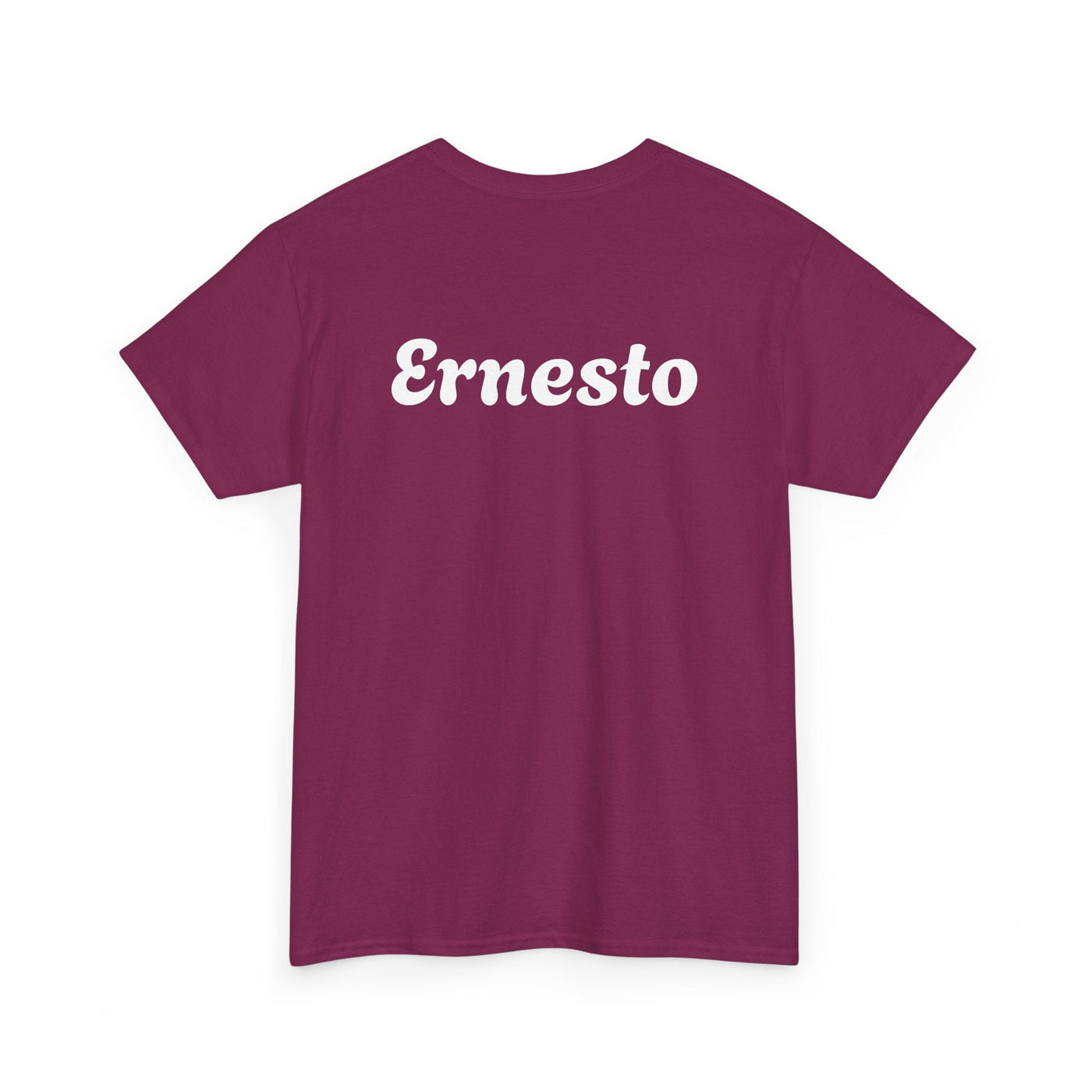 Funny Spanish dad beer shirt featuring “Este Papá Se Alimenta de Abrazos y Cerveza Fría” text, perfect for Father's Day.