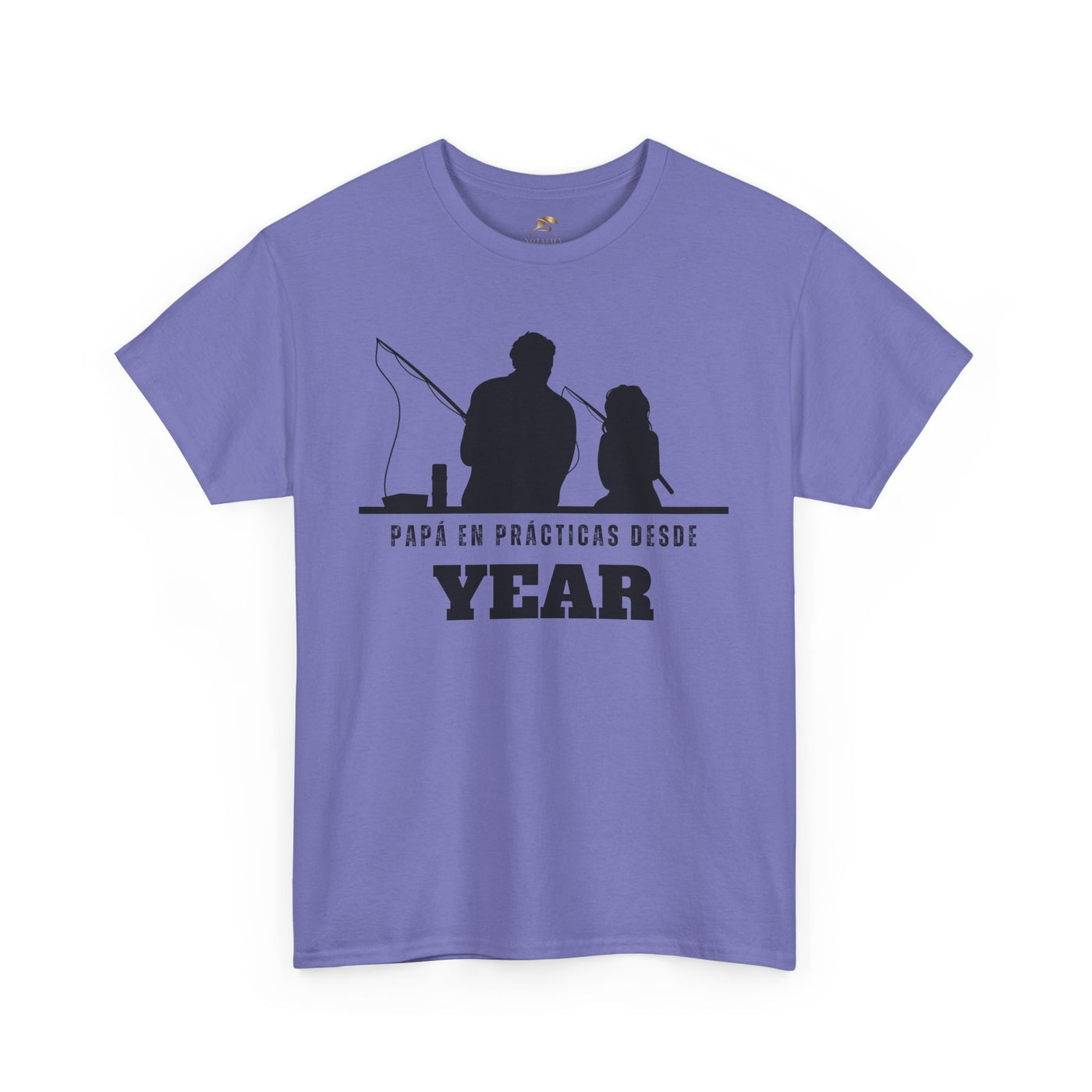 Fishing Dad Shirt | Papá en Prácticas Desde [Year] | Personalized Dad & Son/Daughter Fishing Tee | Fathers Day Gift | Spanish Custom T-Shirt