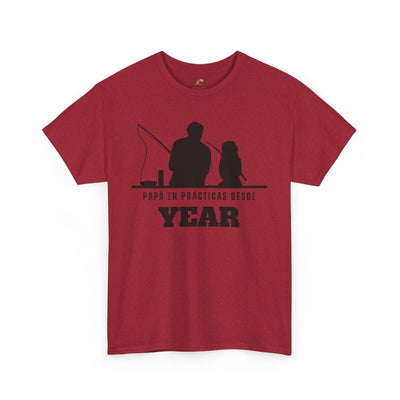 Fishing Dad Shirt | Papá en Prácticas Desde [Year] | Personalized Dad & Son/Daughter Fishing Tee | Fathers Day Gift | Spanish Custom T-Shirt