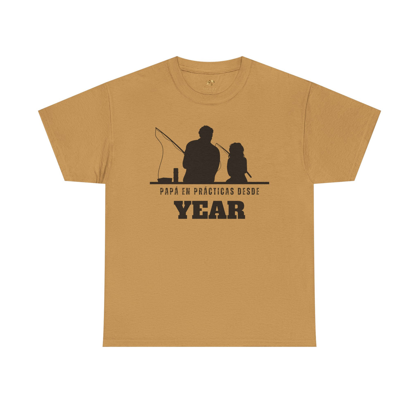 Fishing Dad Shirt | Papá en Prácticas Desde [Year] | Personalized Dad & Son/Daughter Fishing Tee | Fathers Day Gift | Spanish Custom T-Shirt