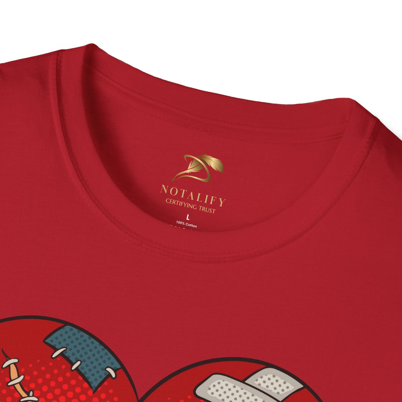 Red Heart Fixed Enamorados unisex t-shirt with stitched heart design, ideal Valentine's Day gift for couples.