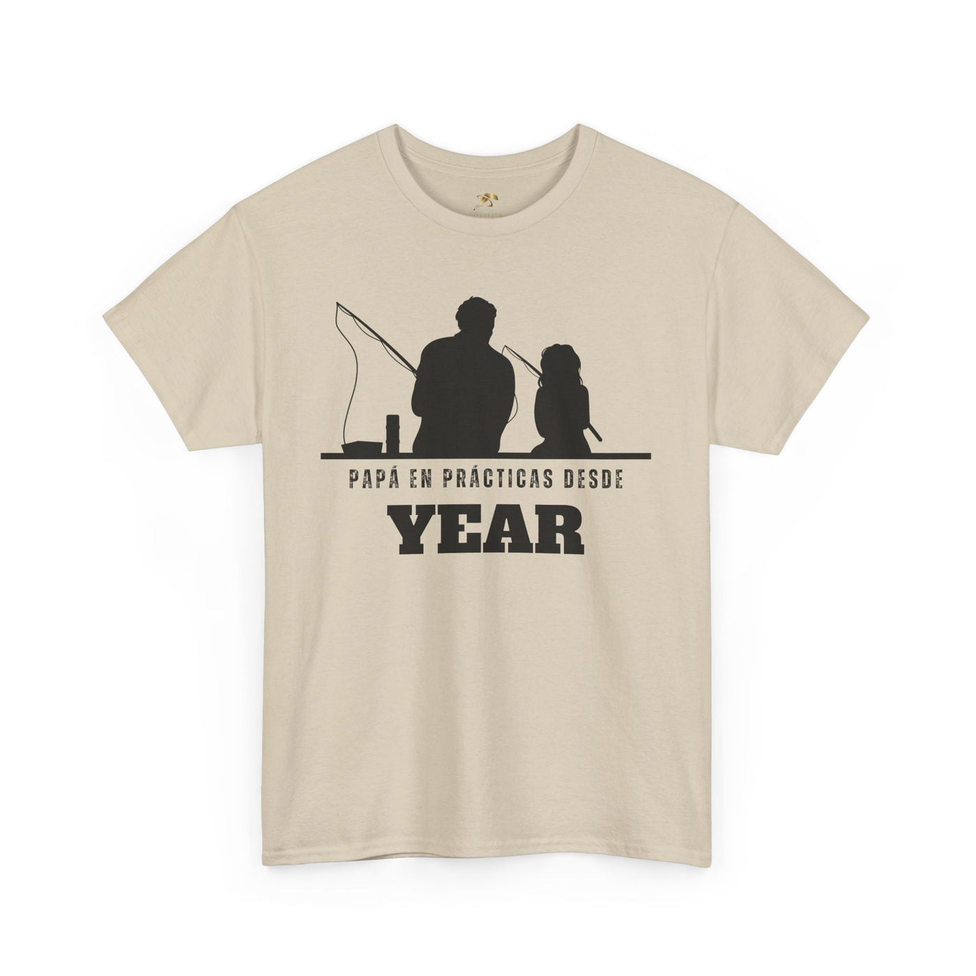 Fishing Dad Shirt | Papá en Prácticas Desde [Year] | Personalized Dad & Son/Daughter Fishing Tee | Fathers Day Gift | Spanish Custom T-Shirt